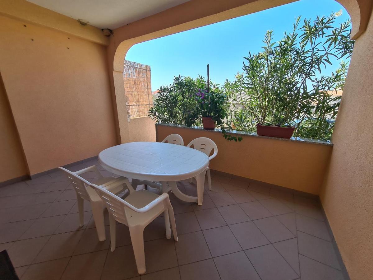 Apartments Barbati Kustici Exterior photo