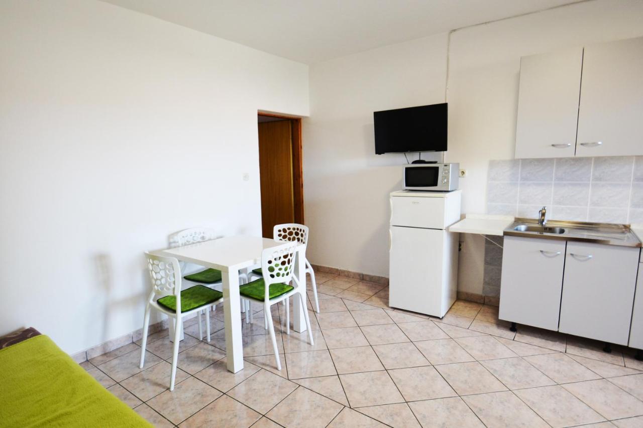 Apartments Barbati Kustici Exterior photo