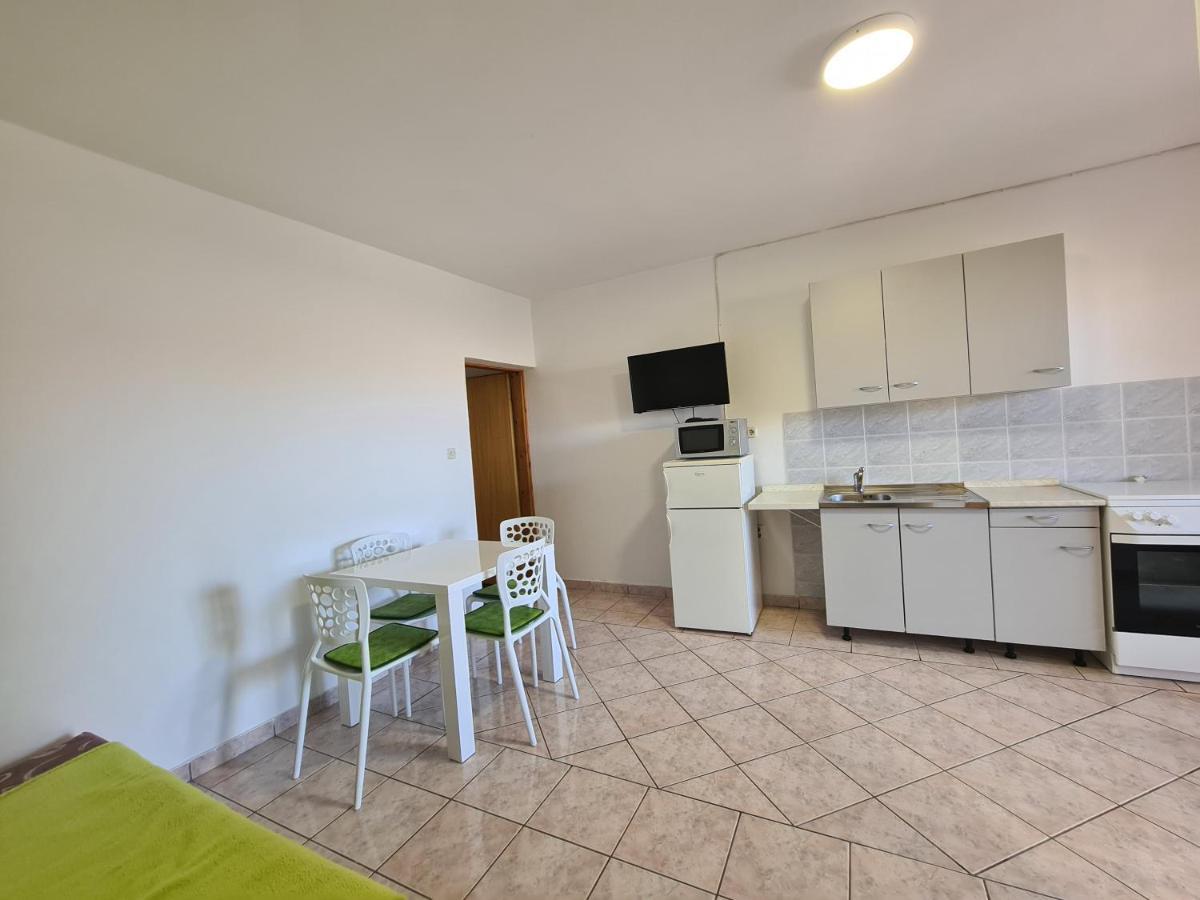 Apartments Barbati Kustici Exterior photo