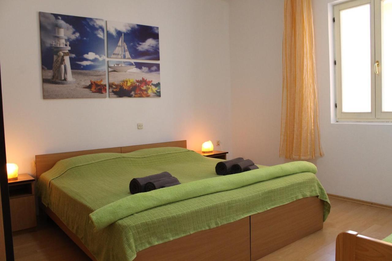 Apartments Barbati Kustici Exterior photo